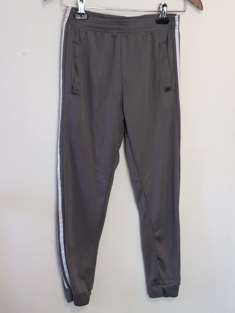 Real Essentials Gray Boys Jogger Track Pants Size Large